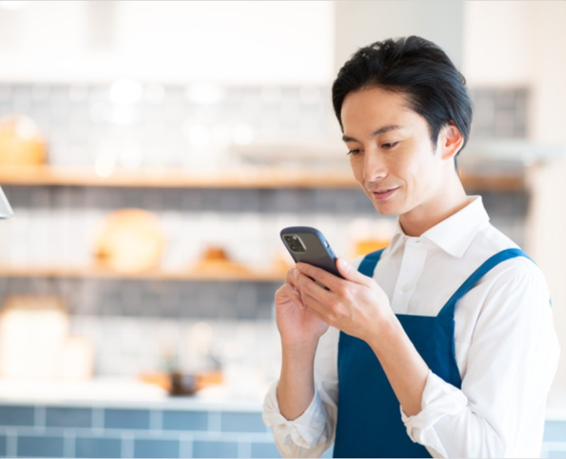 スマホで完結するPL保険のオンライン申し込み画面